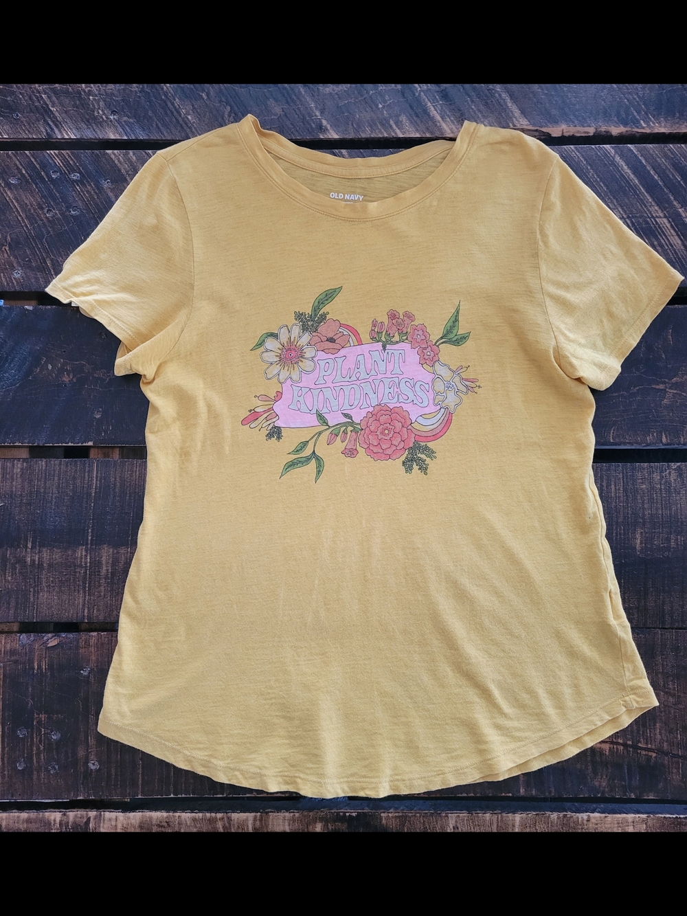 Old Navy Womans Yellow Floral 'Plant Kindness' Graphic Tee Size Medium